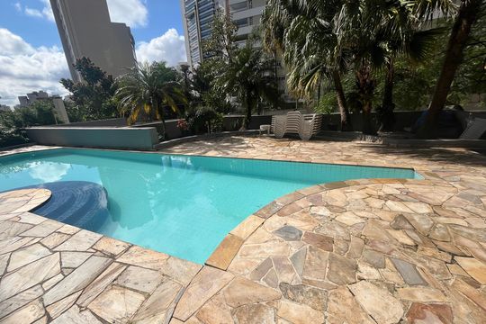 Piscina  de apartamento para alugar com 1 quarto, 60m² em Parque Bairro Morumbi, São Paulo