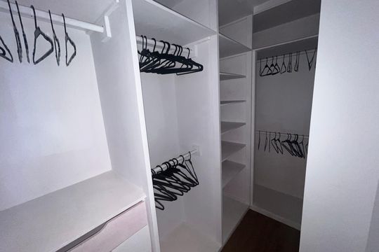 Closet da suíte 1 de apartamento para alugar com 1 quarto, 60m² em Parque Bairro Morumbi, São Paulo
