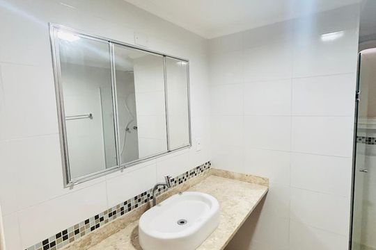 Banheiro de apartamento para alugar com 4 quartos, 120m² em Santana, São Paulo