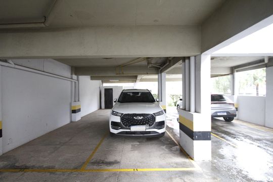 Garagem de apartamento à venda com 2 quartos, 52m² em Buritis, Belo Horizonte