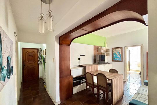 Apartamento à venda com 2 quartos, 74m² em Copacabana, Rio de Janeiro