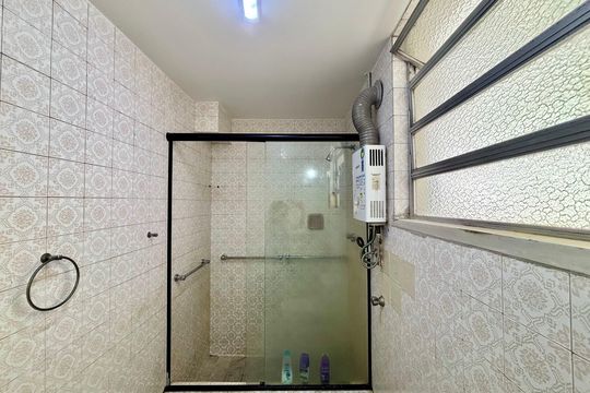 Apartamento à venda com 2 quartos, 74m² em Copacabana, Rio de Janeiro