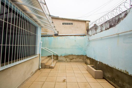 Garagem de casa à venda com 3 quartos, 103m² em Campestre, Santo André