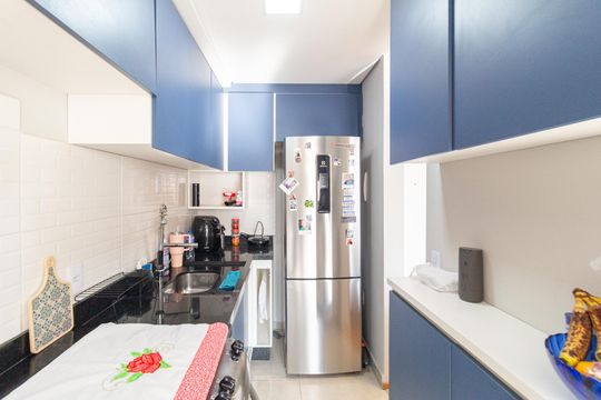 Cozinha de apartamento à venda com 2 quartos, 47m² em Padroeira, Osasco