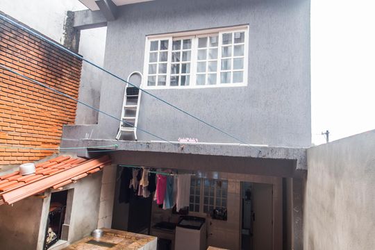 Fachada de casa à venda com 4 quartos, 247m² em Parque Viana, Barueri