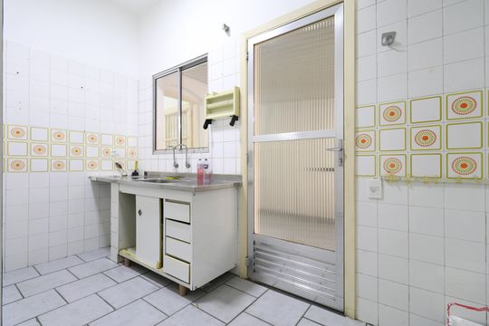 Cozinha  de casa à venda com 3 quartos, 150m² em Pompeia, São Paulo