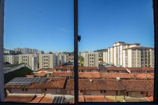 Quarto 1 - Janela de apartamento para alugar com 2 quartos, 32m² em Jaraguá, São Paulo