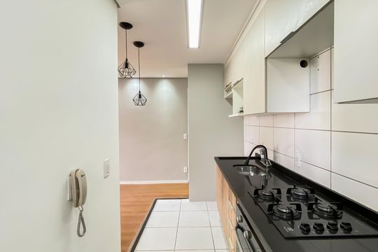 Cozinha  de apartamento à venda com 2 quartos, 74m² em Jardim Brasilia, São Paulo