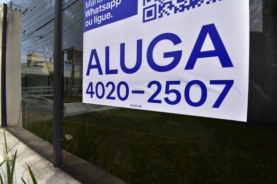  Código KVVS-26 de kitnet/studio para alugar com 1 quarto, 27m² em Juvevê, Curitiba