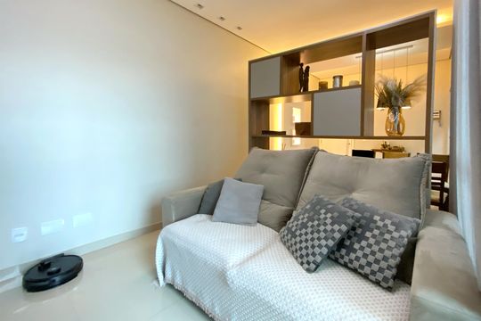 Sala de apartamento à venda com 2 quartos, 74m² em Sion, Belo Horizonte