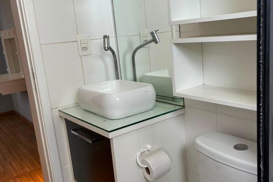 Banheiro de apartamento à venda com 3 quartos, 71m² em Jardim Tamoio, Jundiaí