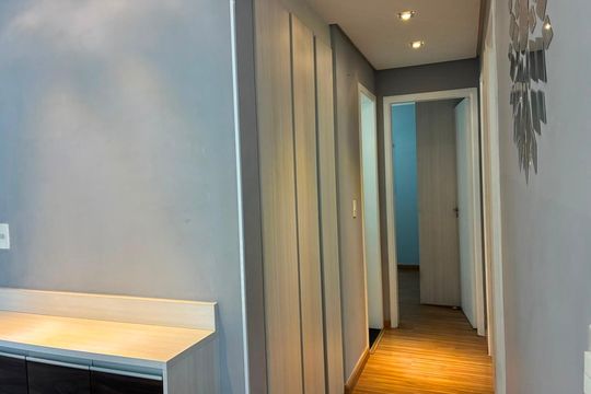 Corredor de apartamento à venda com 3 quartos, 71m² em Jardim Tamoio, Jundiaí
