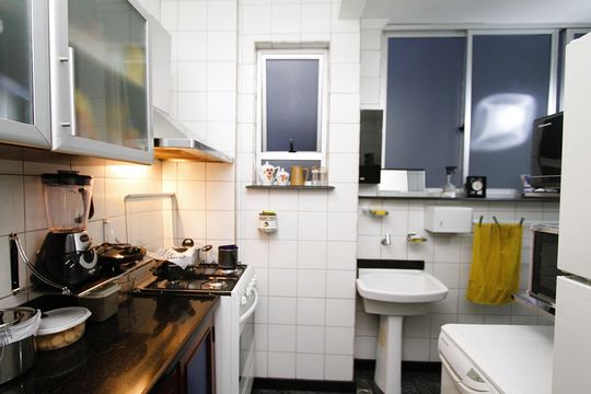 Cozinha e Área de Serviço de apartamento à venda com 2 quartos, 70m² em Barro Preto, Belo Horizonte