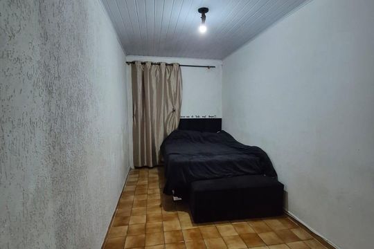 Quarto de casa à venda com 3 quartos, 240m² em Vila Medeiros, São Paulo
