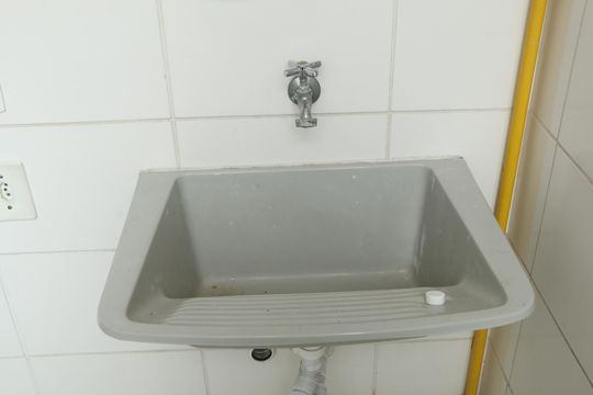 Área de Serviço de apartamento para alugar com 2 quartos, 60m² em Jardim Alvorada, Nova Iguaçu