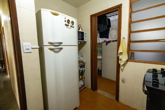 Cozinha de apartamento para alugar com 3 quartos, 120m² em Caiçaras, Belo Horizonte