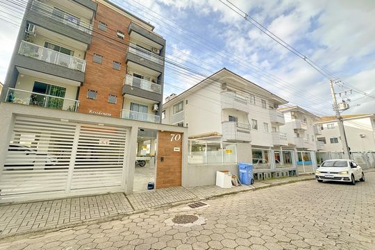Vista da Rua de apartamento para alugar com 2 quartos, 73m² em Ingleses do Rio Vermelho, Florianópolis