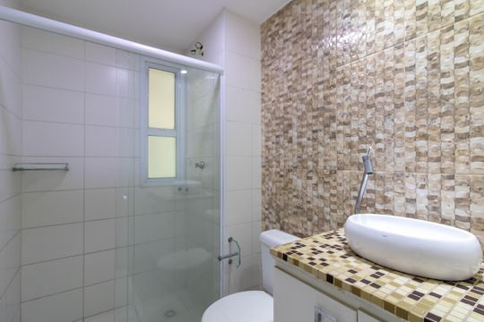 Banheiro de apartamento para alugar com 3 quartos, 63m² em Ponte Grande, Guarulhos