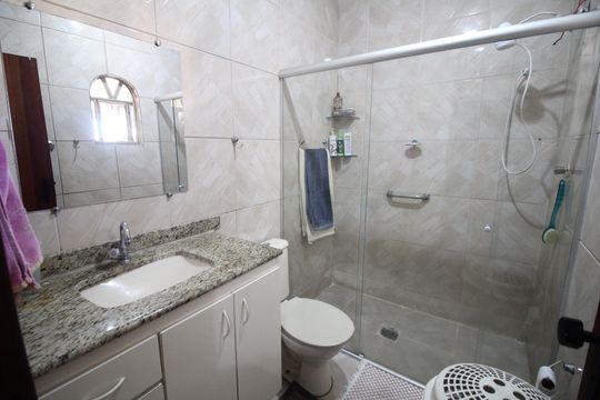 Suite Quarto 1 de casa à venda com 3 quartos, 354m² em Pindorama, Belo Horizonte