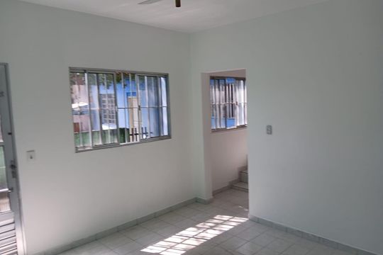 Foto 01 de casa à venda com 2 quartos, 350m² em Cidade São Mateus, São Paulo