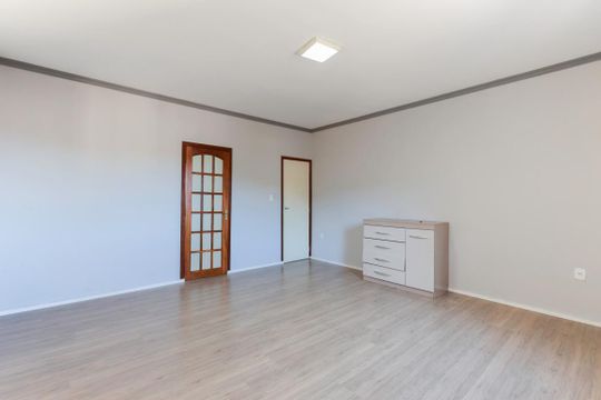 Suíte de casa para alugar com 3 quartos, 190m² em Jardim Vista Alegre, São Paulo