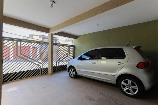 Garagem de casa para alugar com 3 quartos, 190m² em Jardim Vista Alegre, São Paulo