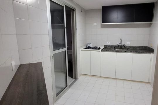 Cozinha de apartamento para alugar com 3 quartos, 147m² em Vila Mathias, Santos