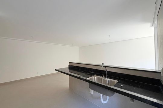 Cozinha e Área de Serviço de apartamento à venda com 3 quartos, 122m² em Lourdes, Belo Horizonte