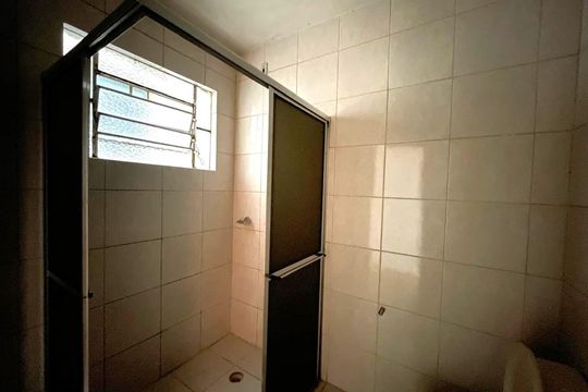 Banheiro social de apartamento à venda com 2 quartos, 66m² em Centro, Novo Hamburgo