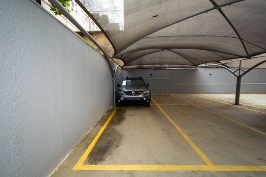 GARAGEM de apartamento à venda com 3 quartos, 75m² em Buritis, Belo Horizonte