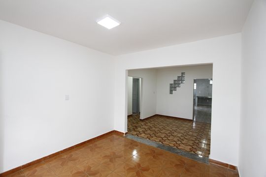 Casa à venda com 4 quartos, 360m² em Indústrias I (barreiro), Belo Horizonte