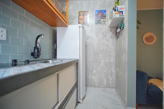 Cozinha de apartamento à venda com 1 quarto, 38m² em Bom Jesus, Porto Alegre