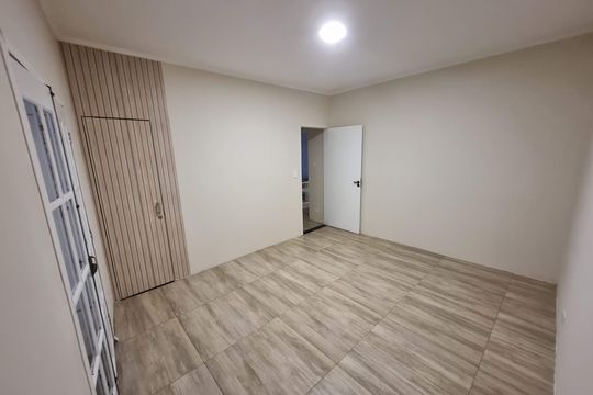 Quarto de casa à venda com 2 quartos, 240m² em Vila Homero Thon, Santo André