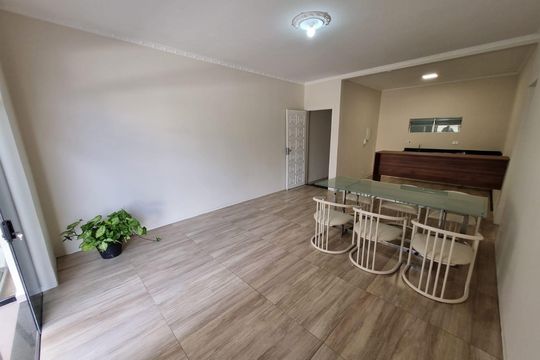Sala de casa à venda com 2 quartos, 240m² em Vila Homero Thon, Santo André