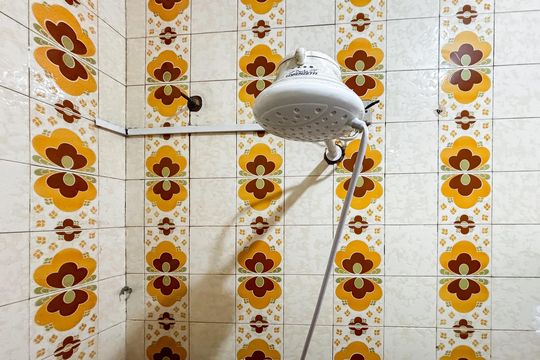 Banheiro social 2 de casa à venda com 3 quartos, 95m² em Pinheiros, São Paulo