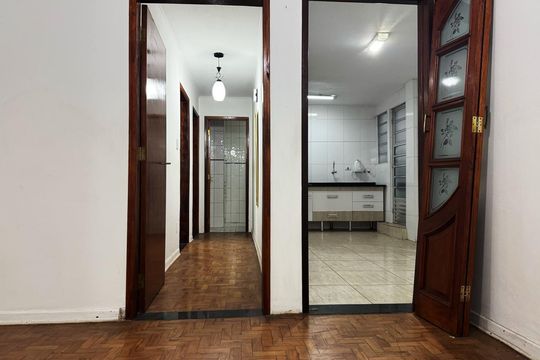 Sala de apartamento para alugar com 2 quartos, 92m² em Vila Romana, São Paulo
