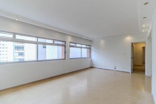 Apartamento à venda com 3 quartos, 134m² em Santa Cecilia, São Paulo