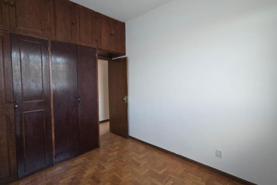 Casa para alugar com 5 quartos, 400m² em Santa Ines, Belo Horizonte