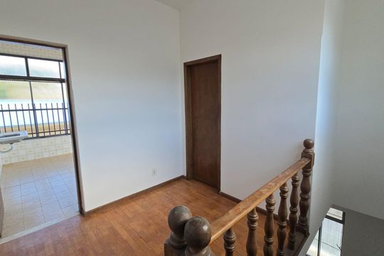 Casa para alugar com 5 quartos, 400m² em Santa Ines, Belo Horizonte