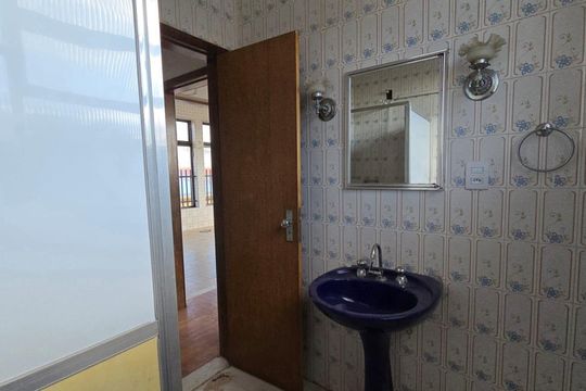 Banheiro de casa para alugar com 5 quartos, 400m² em Santa Ines, Belo Horizonte