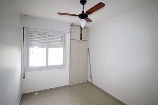Quarto 1 de apartamento para alugar com 2 quartos, 73m² em Moinhos de Vento, Porto Alegre