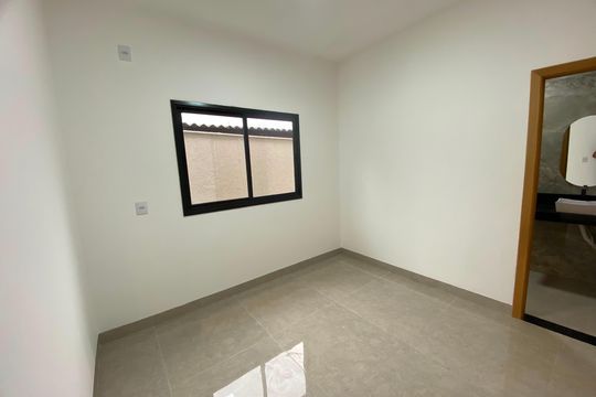 Quarto 2 de casa à venda com 3 quartos, 168m² em Vila Finsocial, Goiânia
