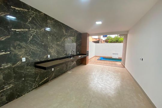 Área de serviço de casa à venda com 3 quartos, 168m² em Vila Finsocial, Goiânia
