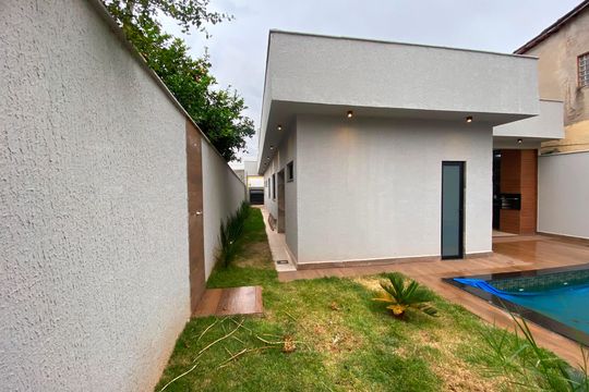Área comum de casa à venda com 3 quartos, 168m² em Vila Finsocial, Goiânia