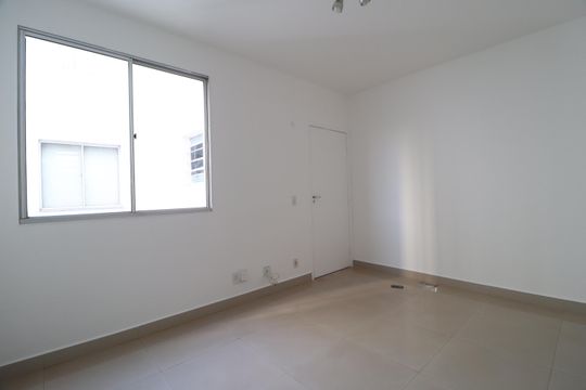 Sala de apartamento para alugar com 2 quartos, 50m² em Gávea, Uberlândia