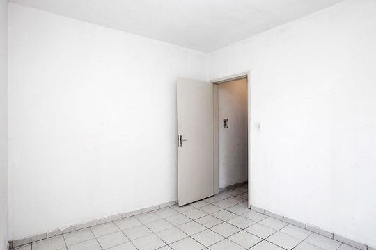 Quarto de apartamento à venda com 1 quarto, 40m² em Centro Histórico, Porto Alegre