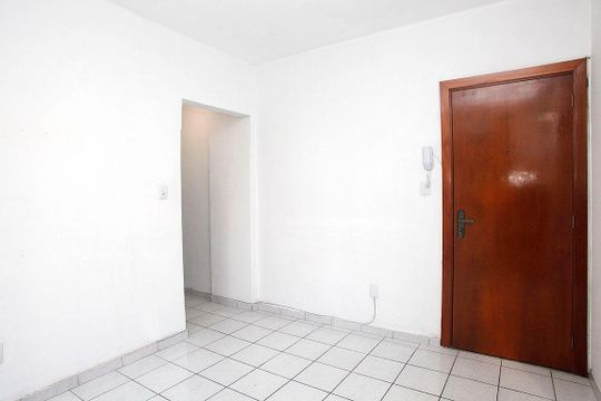 Sala de apartamento à venda com 1 quarto, 40m² em Centro Histórico, Porto Alegre