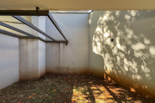 Área Externa de casa para alugar com 3 quartos, 225m² em Vila Madalena, São Paulo