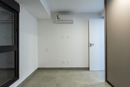 Quarto de casa para alugar com 3 quartos, 256m² em Vila Madalena, São Paulo