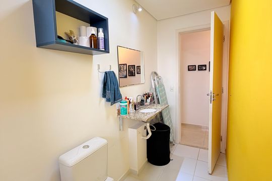 Banheiro Social de apartamento à venda com 2 quartos, 69m² em Parque Residencial Nove de Julho, Jundiaí